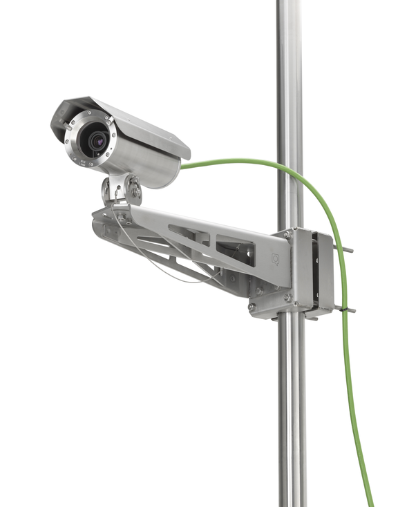 ExCam IPP1377: pole mounted ISO view 